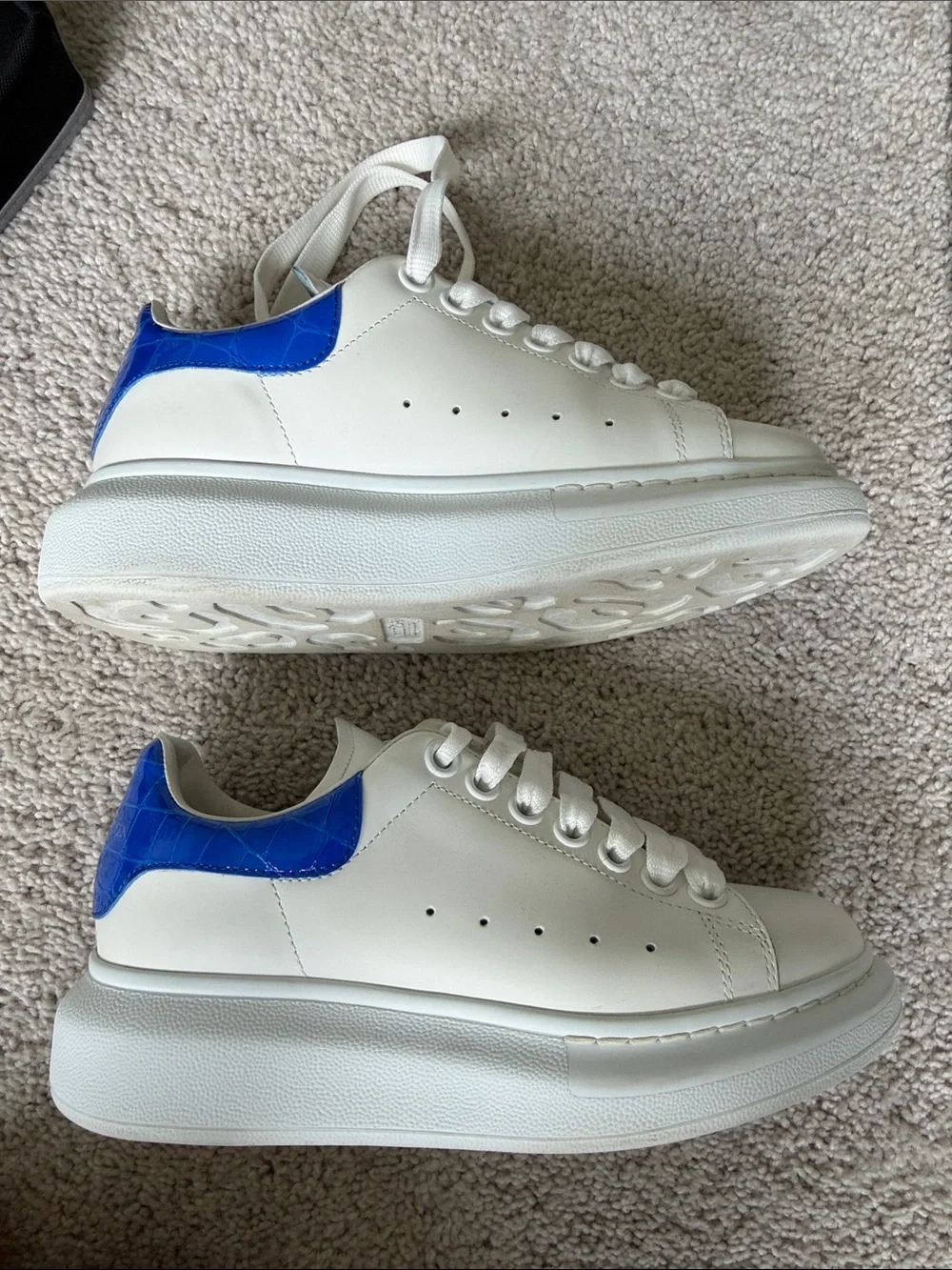 Alexander McQueen Women’s size 35 White & Blue Leather Oversized-sole Sneakers